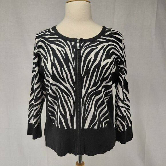White House Black Market Sweaters - White House Black Market zebra print 3/4 sleeve zip front cropped cardigan SZ XL